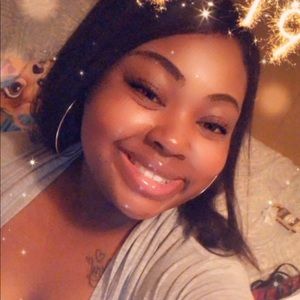 Meet your Posher, Whitney